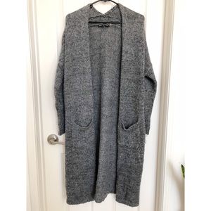 WARM LONG CARDIGAN!